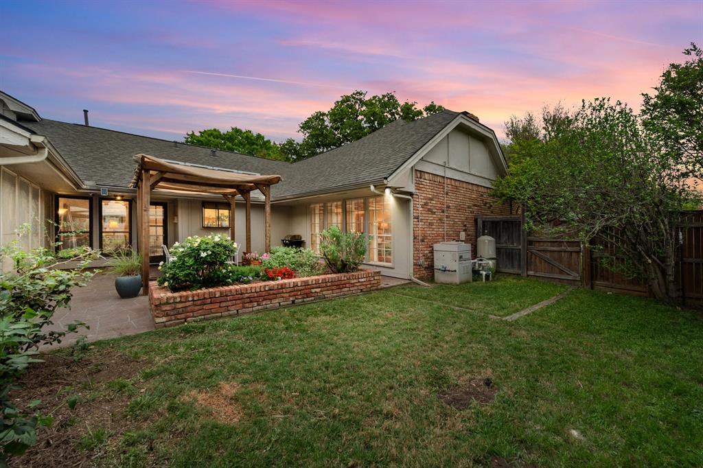 Enchanted Lake Estate - Residential