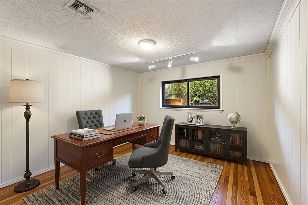 Enchanted Lake Estate - Residential