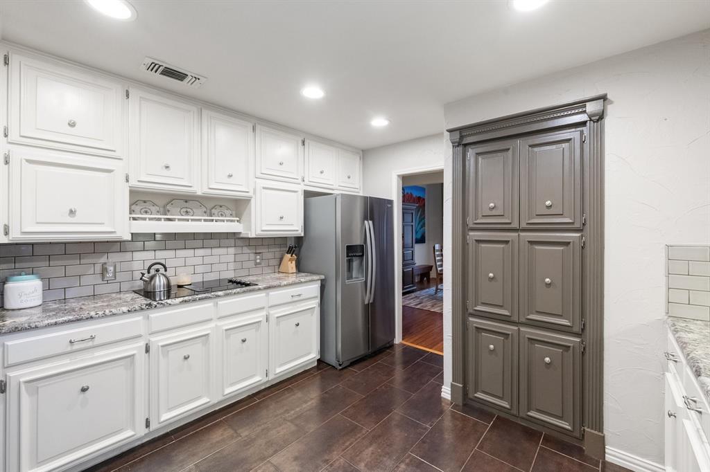 Enchanted Lake Estate - Residential