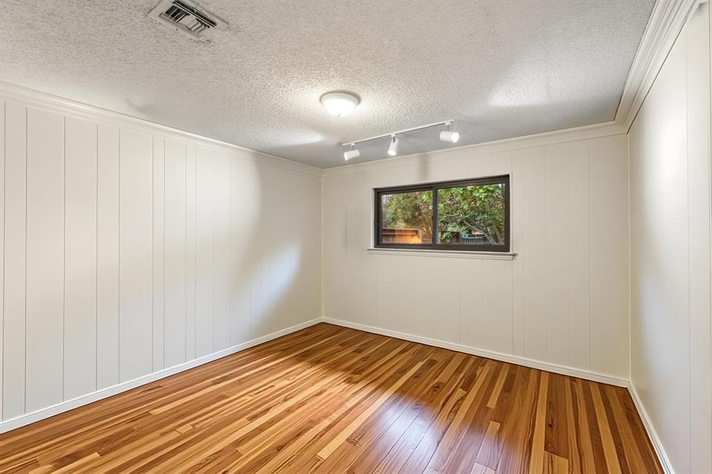 Enchanted Lake Estate - Residential