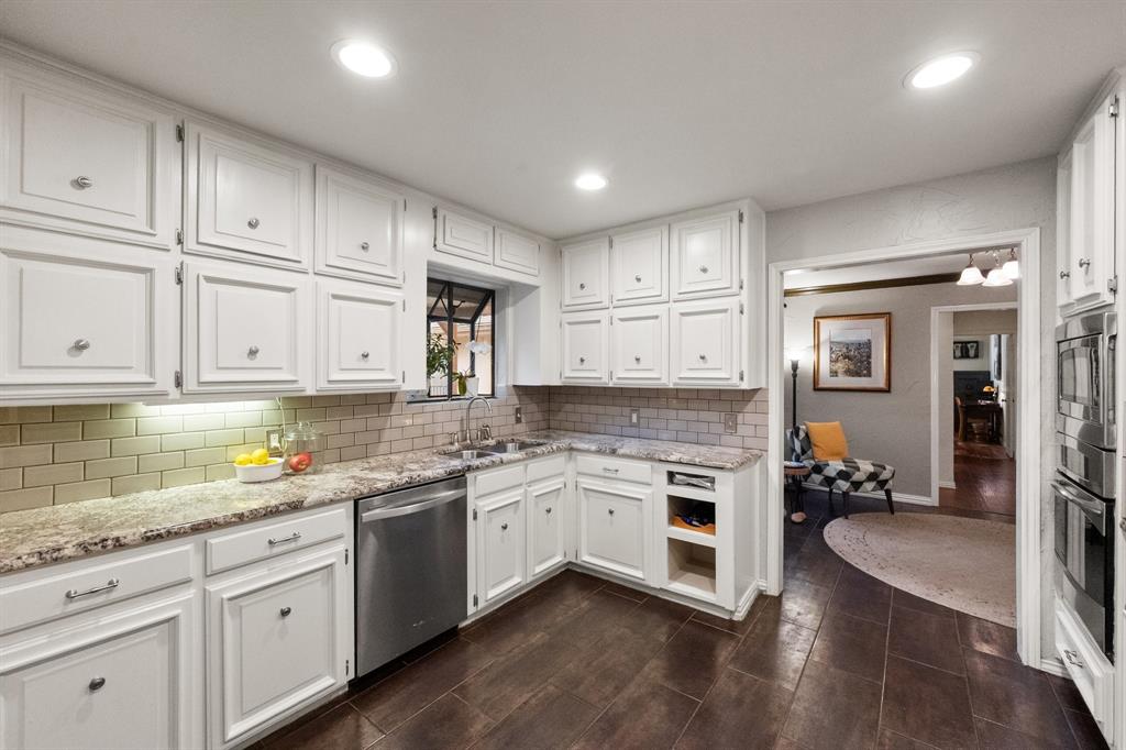 Enchanted Lake Estate - Residential