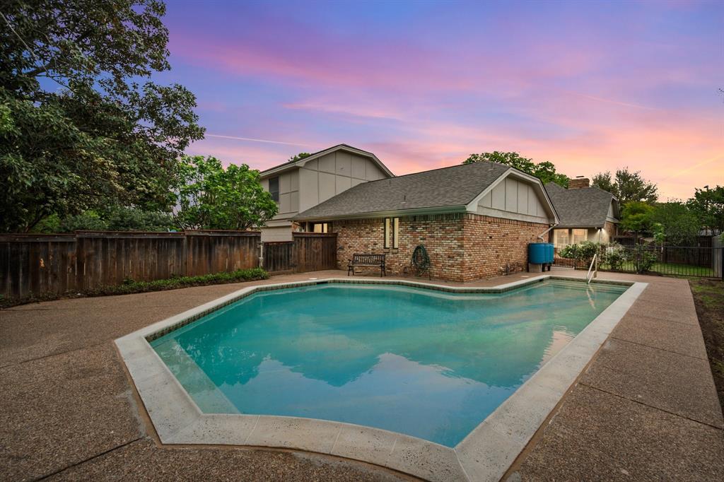 Enchanted Lake Estate - Residential