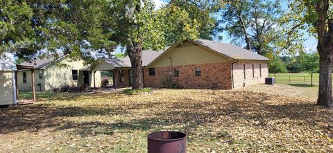 A home in Sulphur Springs