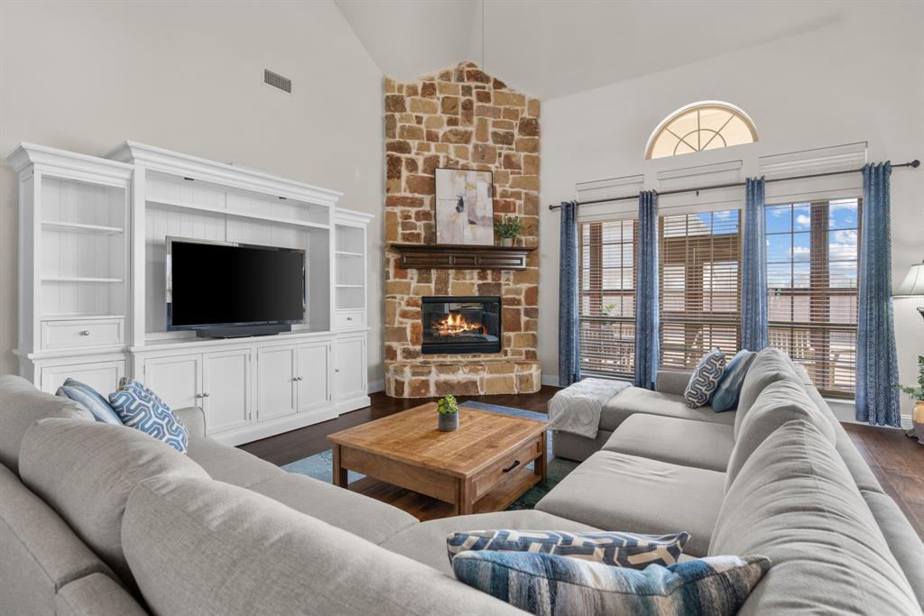 2500 Strathfield Lane