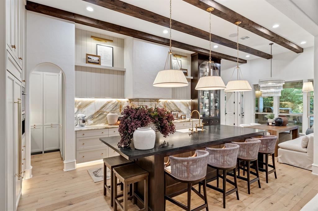 2241 Willow Bend Drive