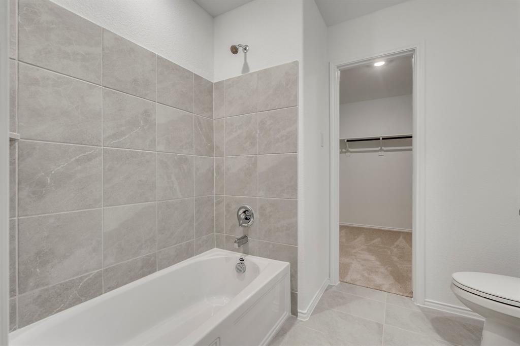 PRESERVE AT HONEY CREEK PHASE 5B - Residential Lease