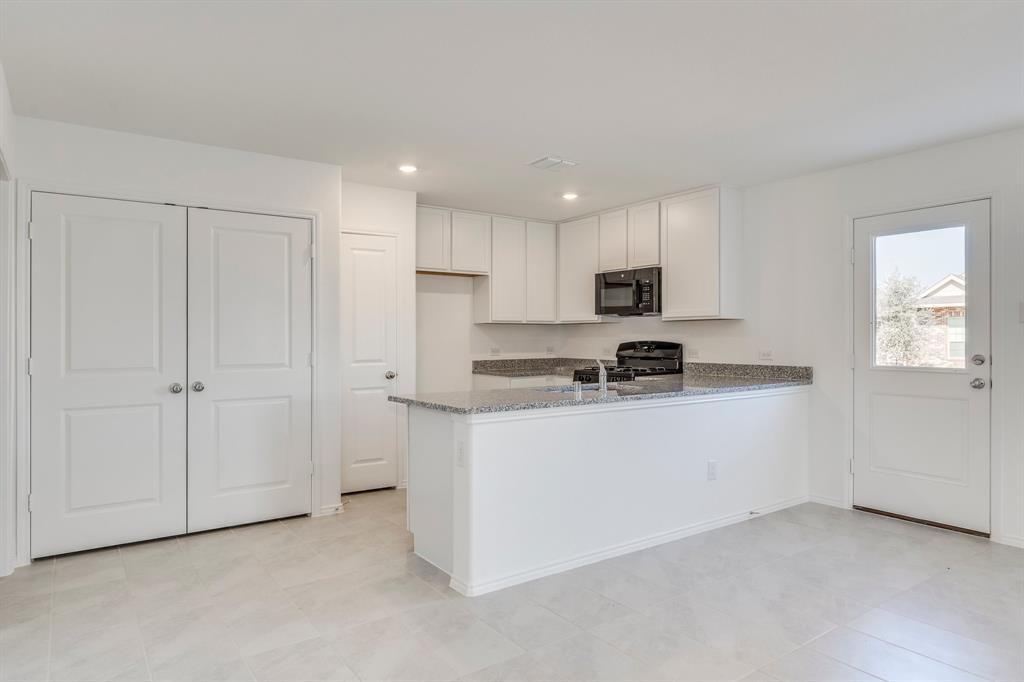 PRESERVE AT HONEY CREEK PHASE 5B - Residential Lease