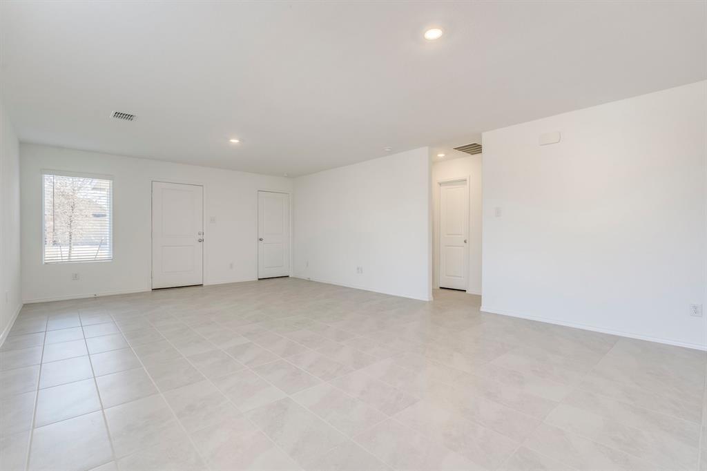 PRESERVE AT HONEY CREEK PHASE 5B - Residential Lease