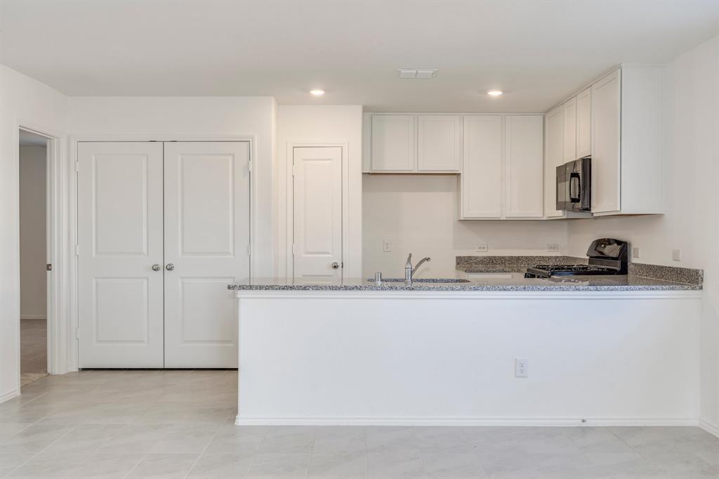 PRESERVE AT HONEY CREEK PHASE 5B - Residential Lease