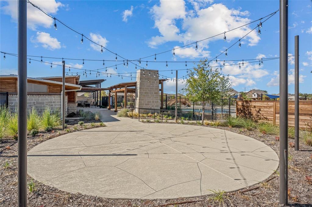 PRESERVE AT HONEY CREEK PHASE 5B - Residential Lease