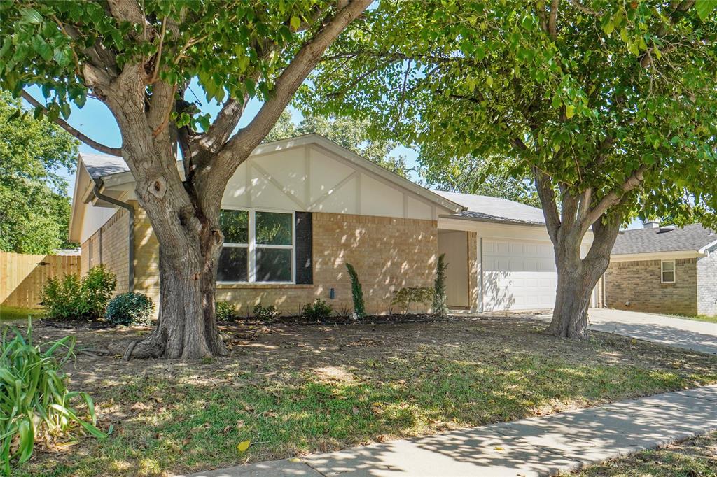 6517 Ridglea Drive