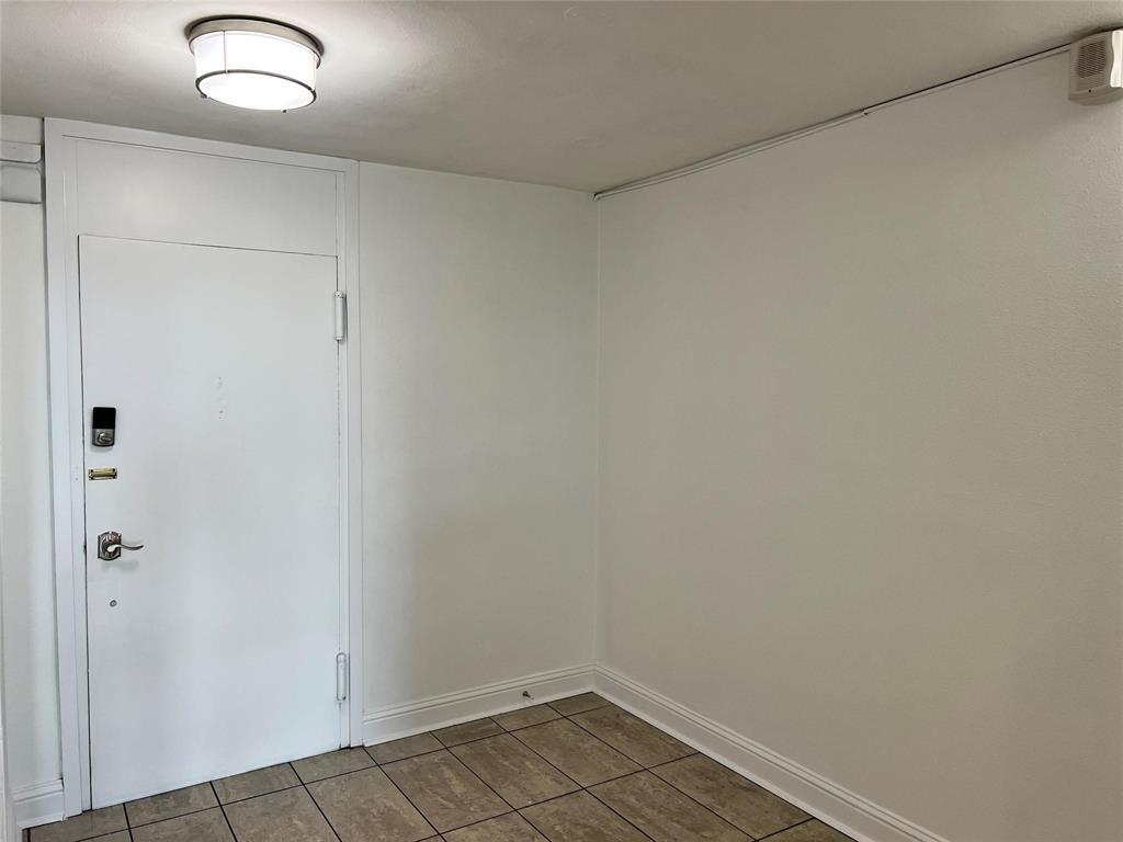 Twenty-One Turtle Creek Condo - Residential