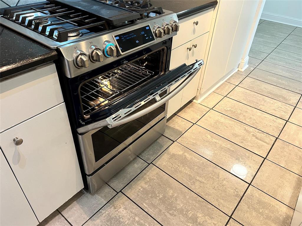 Twenty-One Turtle Creek Condo - Residential