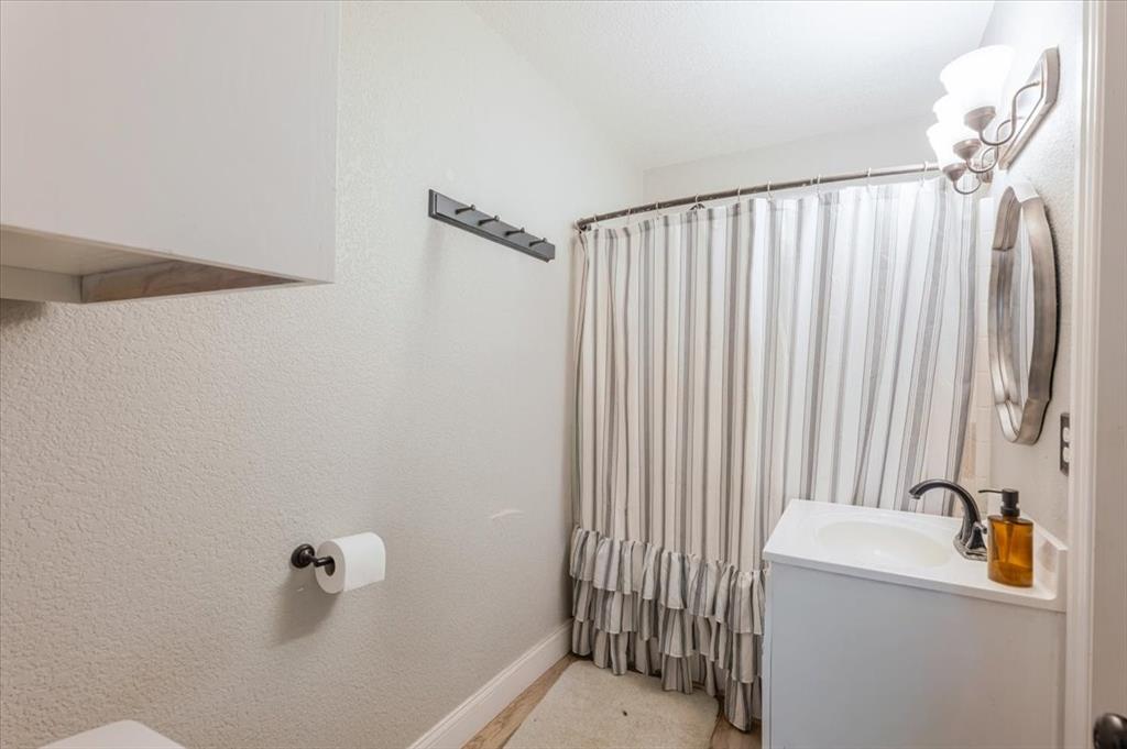 J & R Acres - Residential