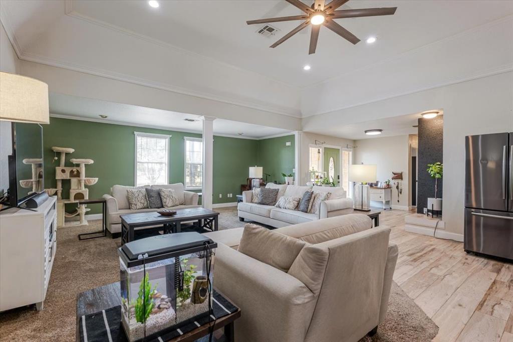 J & R Acres - Residential