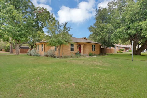 Photo of 7112 Turner Terrace, North Richland Hills, TX 76180 (MLS # 21402802)