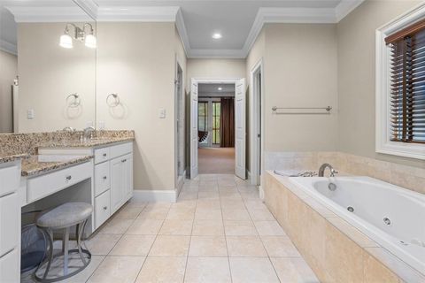 Tiny photo for 3637 Crestline Road, Fort Worth, TX 76107 (MLS # 20932029)