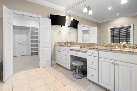 Tiny photo for 3637 Crestline Road, Fort Worth, TX 76107 (MLS # 20932029)