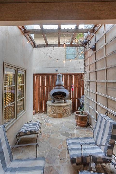 Tiny photo for 3637 Crestline Road, Fort Worth, TX 76107 (MLS # 20932029)