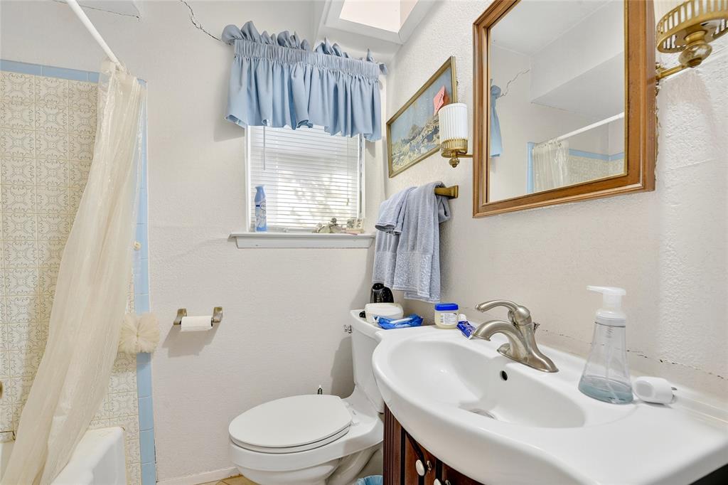 Valwood Park 22 - Residential