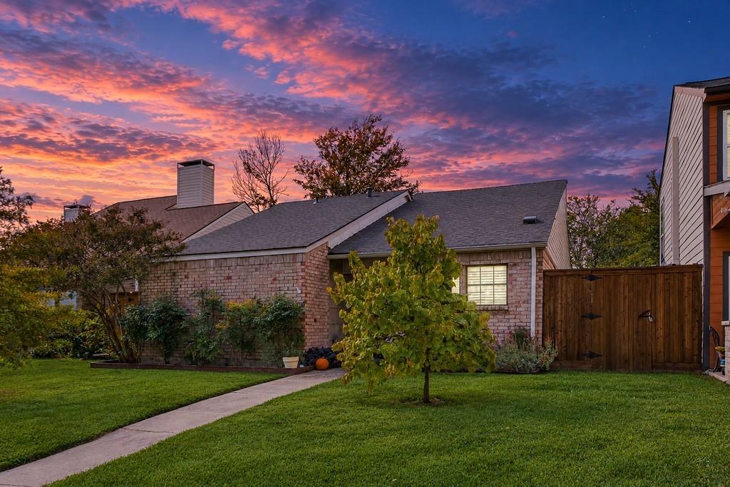 2121 Windy Drive