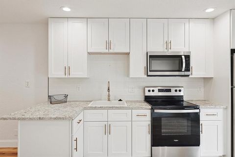 Tiny photo for 26 Horseshoe Drive, Highland Village, TX 75077 (MLS # 21198189)