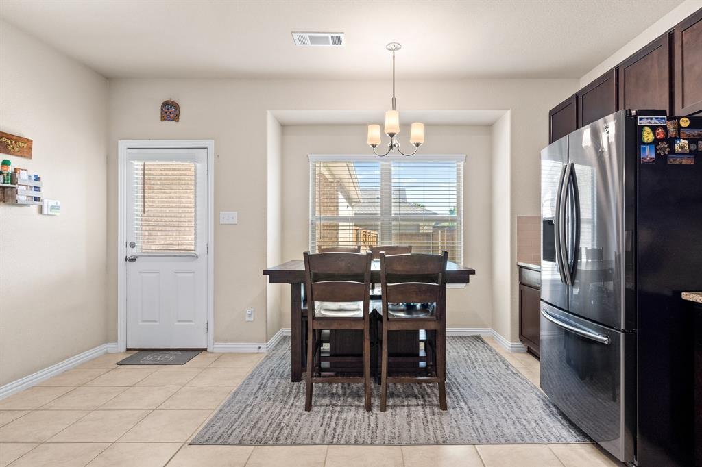 Viridian Village 1e-3 - Residential Lease