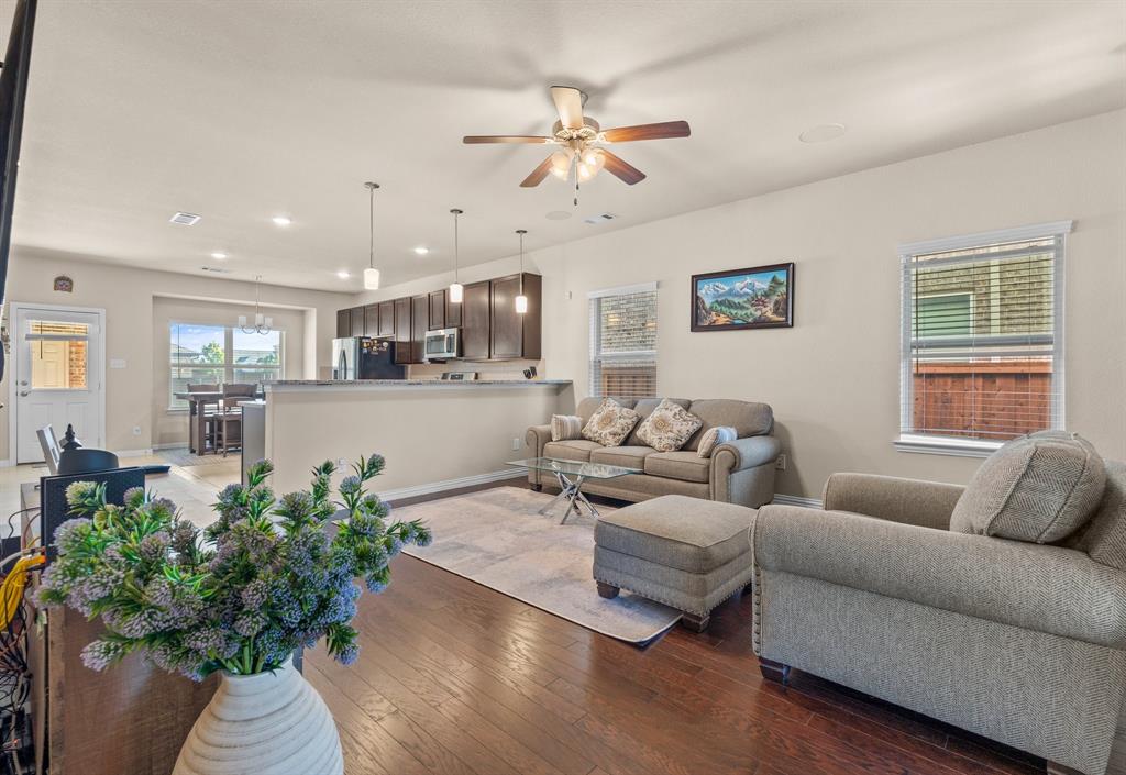 Viridian Village 1e-3 - Residential Lease