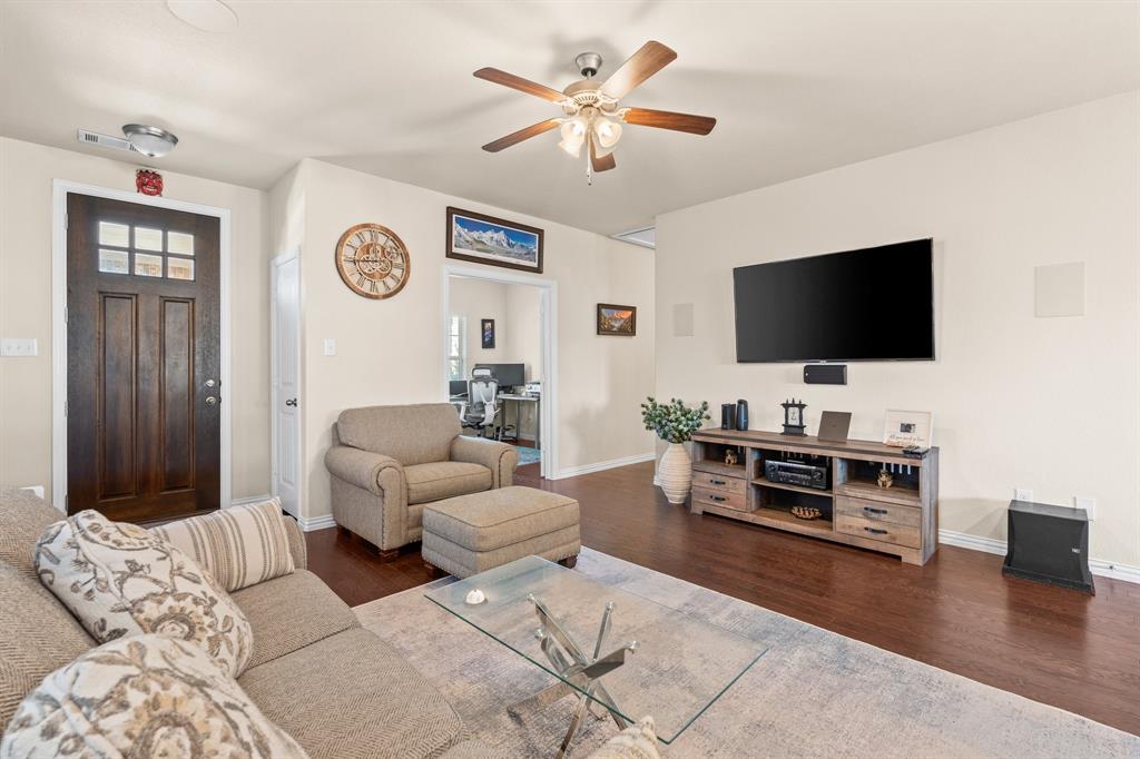 Viridian Village 1e-3 - Residential Lease