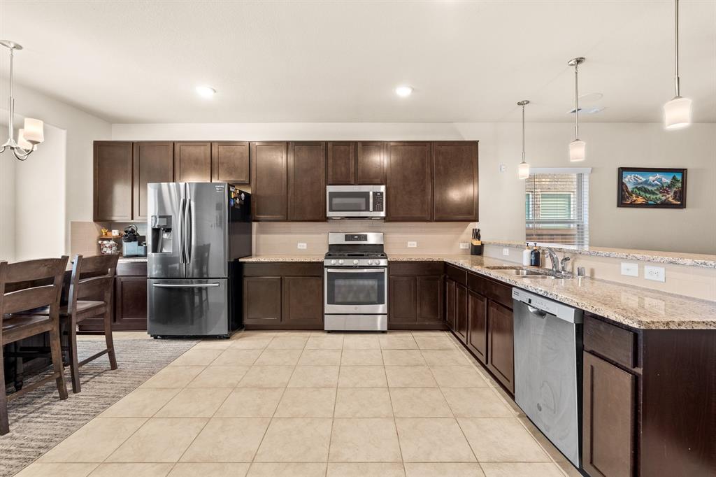 Viridian Village 1e-3 - Residential Lease