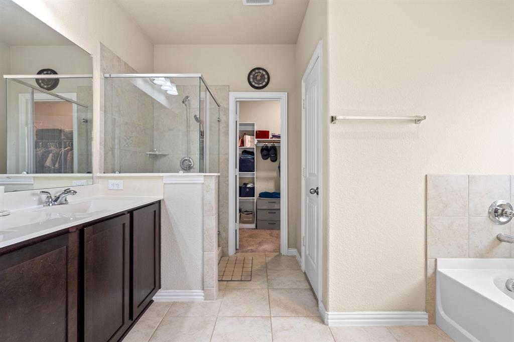 Viridian Village 1e-3 - Residential Lease