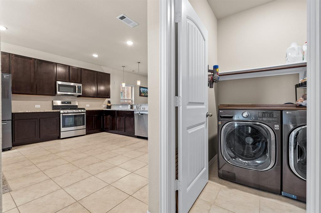 Viridian Village 1e-3 - Residential Lease