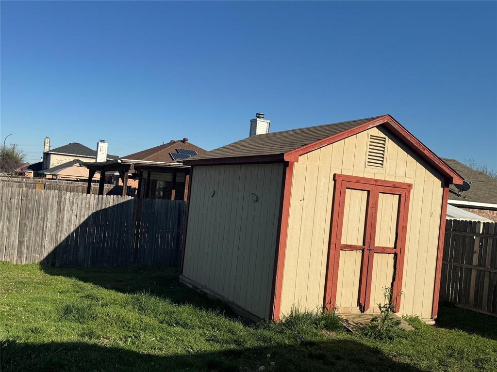 Meadow Vista Estates Add - Residential Lease