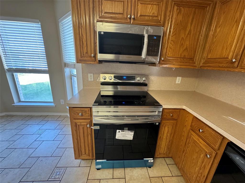 Meadow Vista Estates Add - Residential Lease