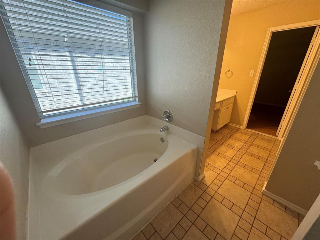 Meadow Vista Estates Add - Residential Lease