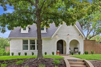 1136 Woodlawn Ave – Investment Home