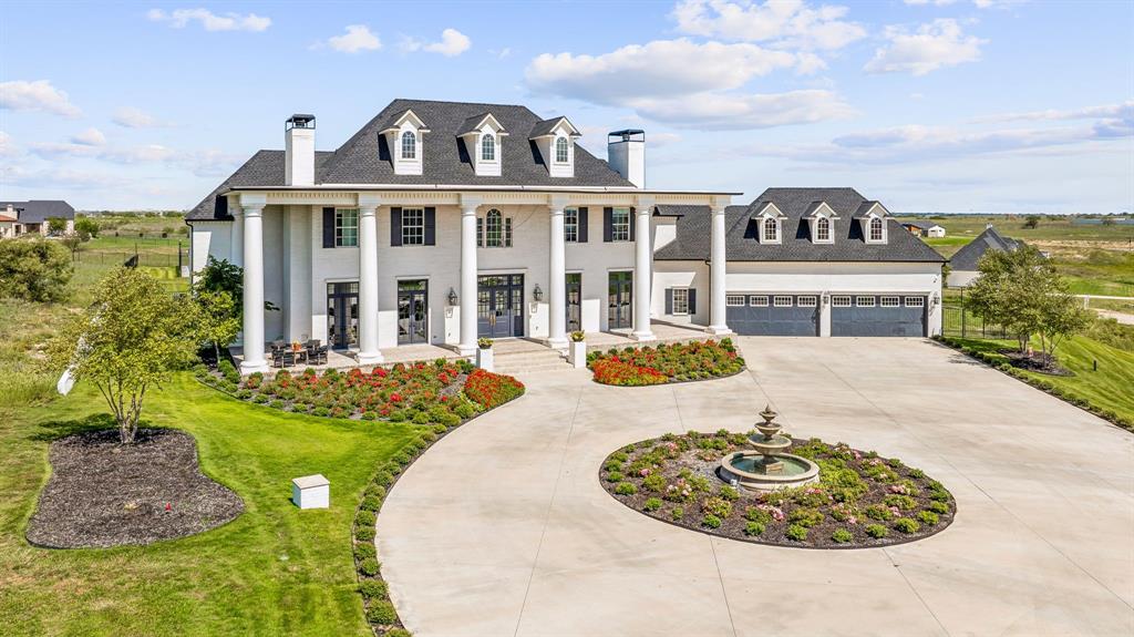 Bella Flora - Residential