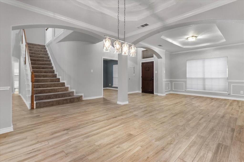 7 Saddlewood Court