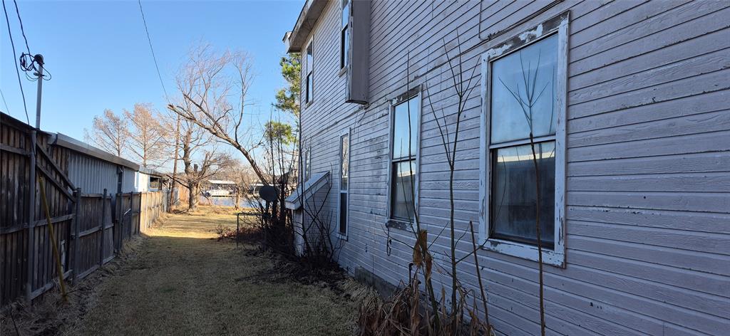 Island Village Estate - Residential