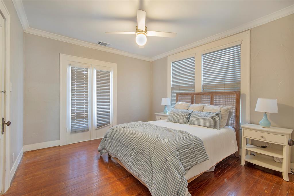 Ross Ave Anx 03 - Residential