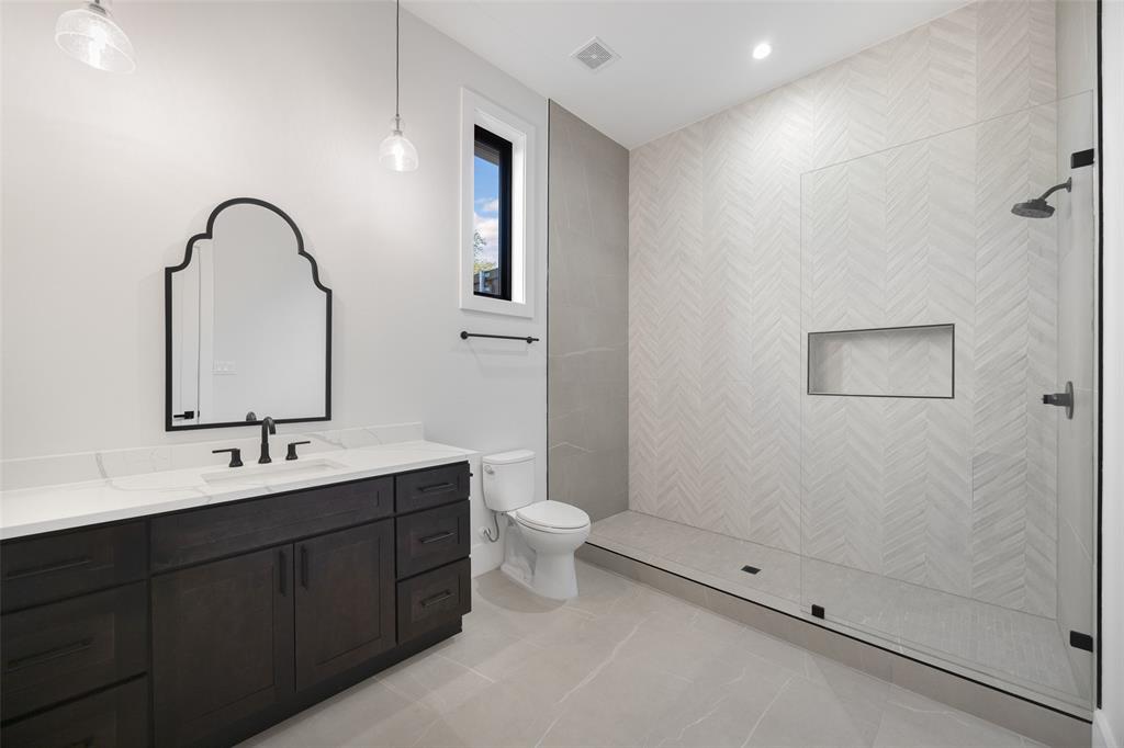 Schreiber Manor 01 Inst - Residential