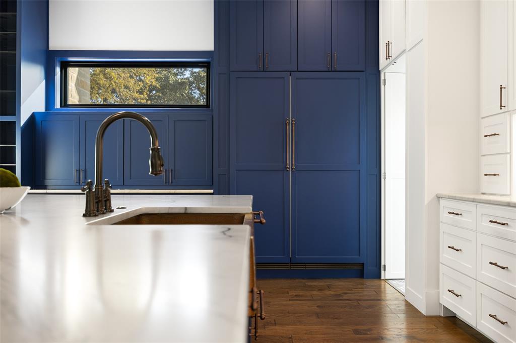 Schreiber Manor 01 Inst - Residential