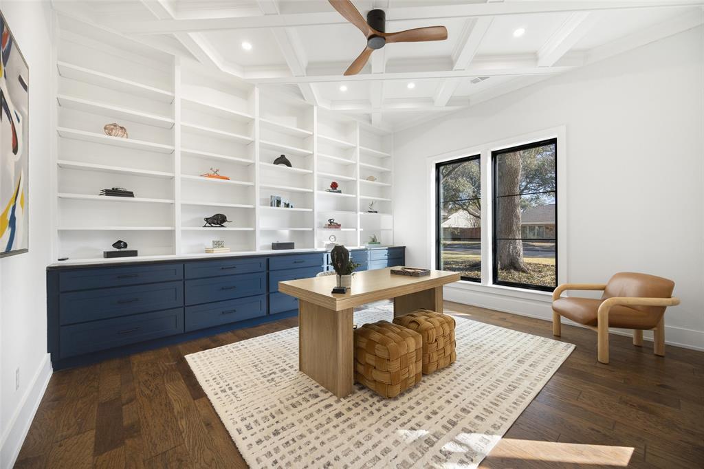 Schreiber Manor 01 Inst - Residential