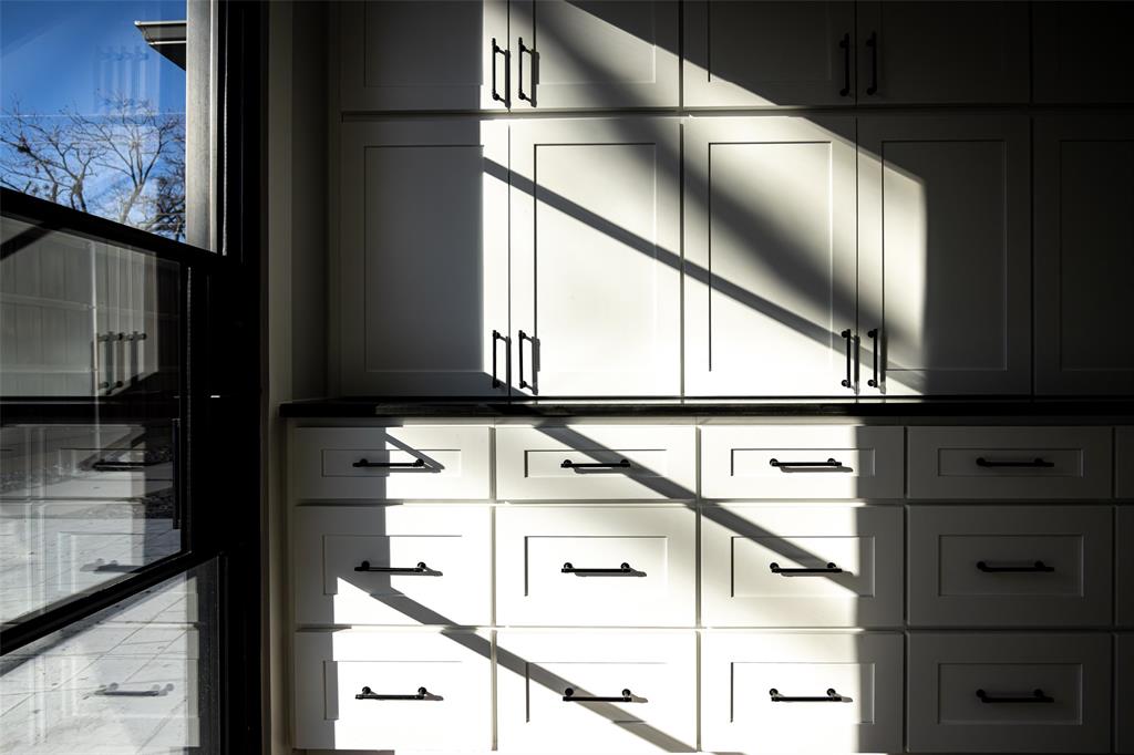 Schreiber Manor 01 Inst - Residential