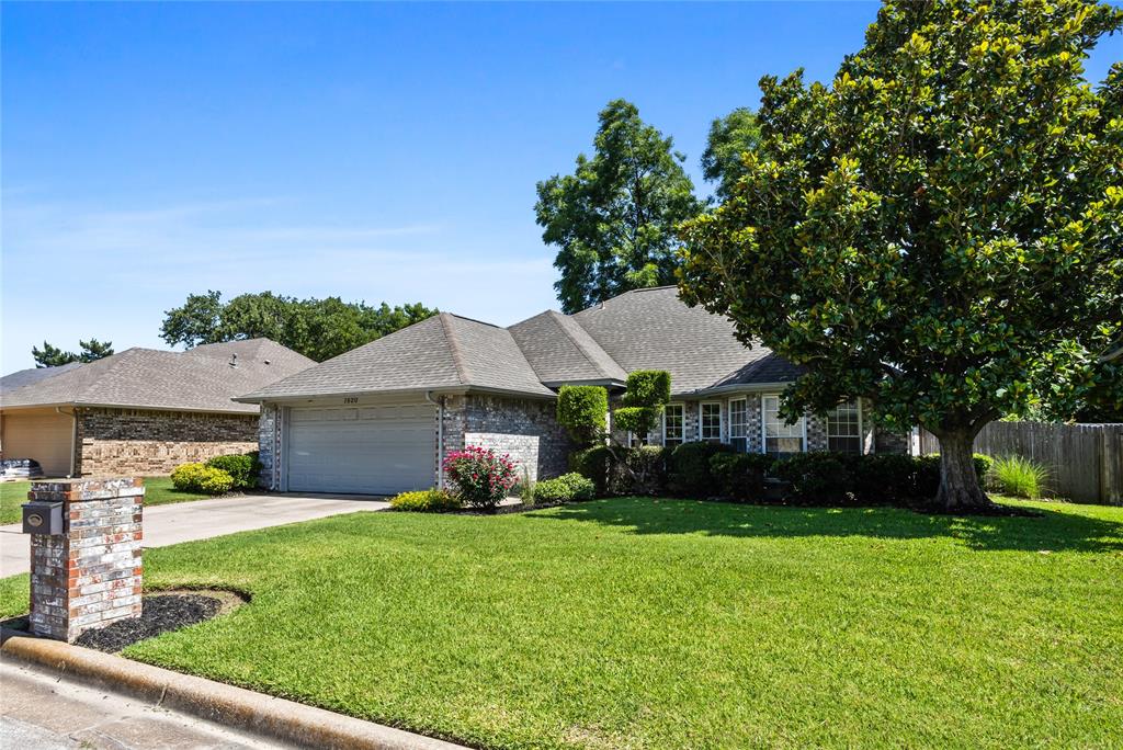 7820 Cortland Drive