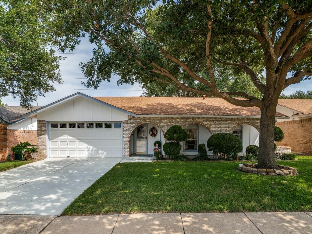 221 E Grubb Drive