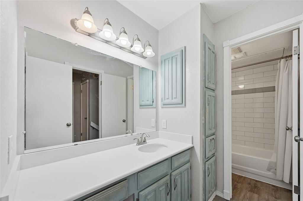 Richardson Crossing Condo - Residential