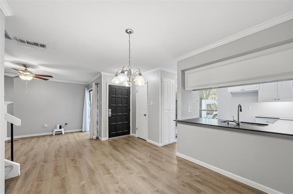 Richardson Crossing Condo - Residential