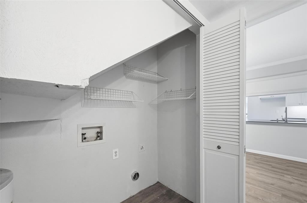 Richardson Crossing Condo - Residential