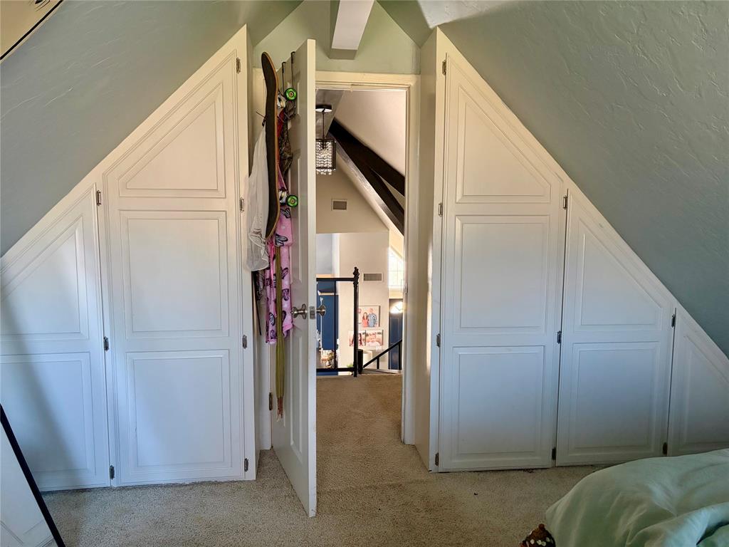 HIDE A WAY LAKE - Residential